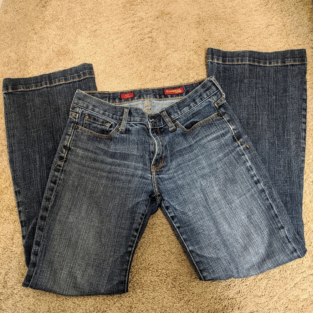 Express Eva Fit + Flare